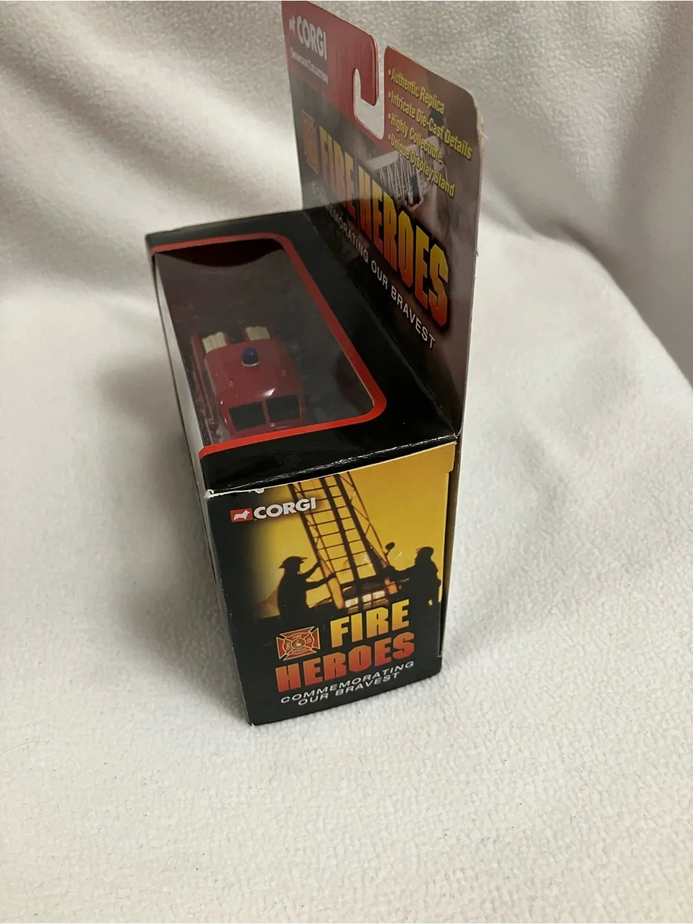 Corgi Fire Heroes 1951 Seagrave Sedan Pumper Truck San Francisco die-cast NIB